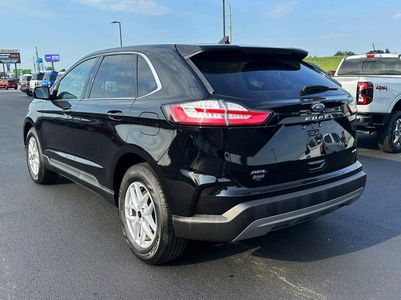 Used 2023 Ford Edge SEL w/ Convenience Package AWD/4WD image 6