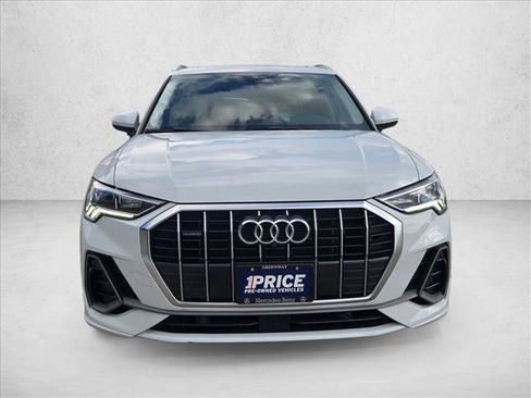 Used 2022 Audi Q3 2.0T Premium Plus image 2