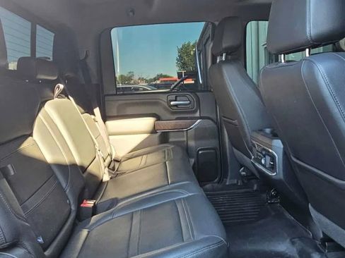 Used 2023 GMC Sierra 2500 Denali w/ Denali Ultimate Package image 14