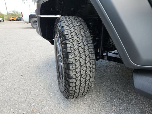 Certified 2026 Jeep Wrangler Unlimited Sport AWD/4WD image 32
