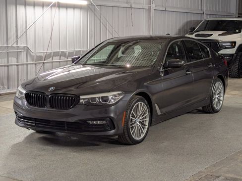 Used 2018 BMW 530i xDrive image 1