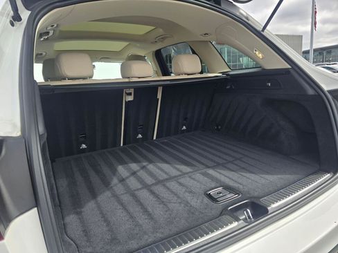 Used 2021 Mercedes-Benz GLC 300 4MATIC image 21