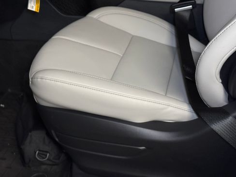 New 2026 Lincoln Aviator AWD image 26