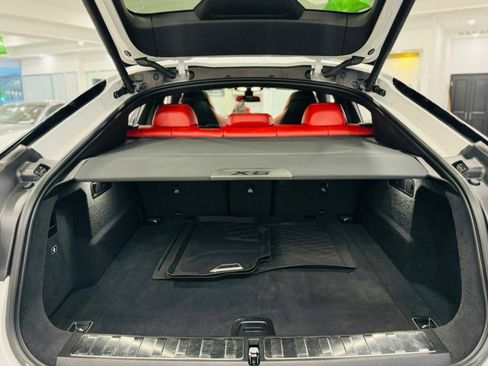 Used 2022 BMW X6 M Sports Activity Coupe w/ Competition Package image 8