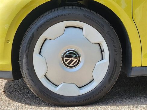 New 2025 Volkswagen ID. Buzz 1st Edition image 10