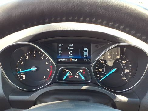 Used 2019 Ford Escape Titanium FWD image 17