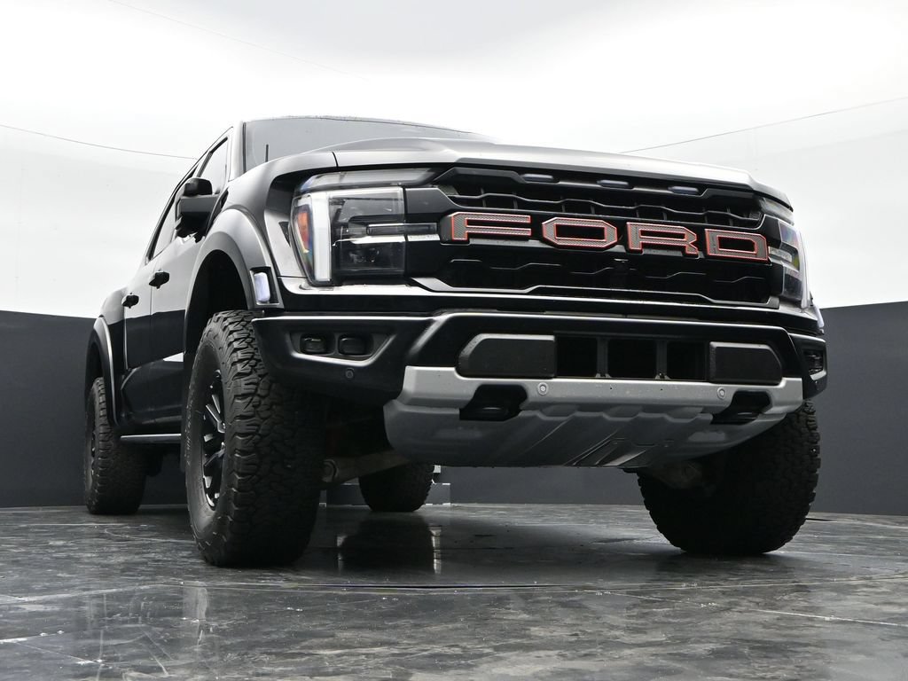 Used 2025 Ford F150 Raptor AWD/4WD image 42