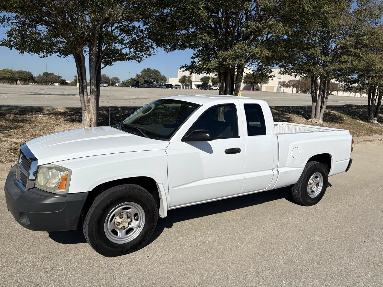 Used 2006 Dodge Dakota ST w/ Trailer Tow Group RWD image 6