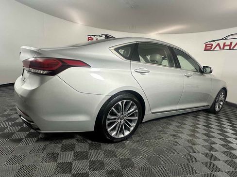 Used 2017 Genesis G80 3.8 w/ Option Group 02 image 9