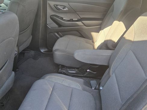 Used 2018 Chevrolet Traverse LT FWD image 10