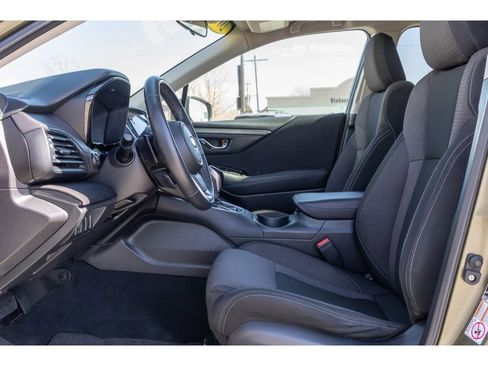 Used 2020 Subaru Outback Premium image 15