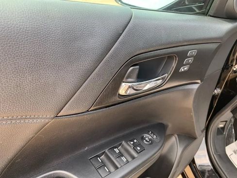 Used 2015 Honda Accord EX-L image 17