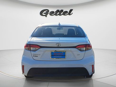 Used 2024 Toyota Corolla LE image 5