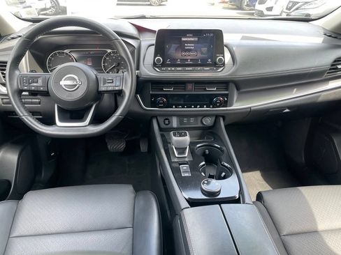 Certified 2024 Nissan Rogue SV w/ SV Premium Package AWD/4WD image 13