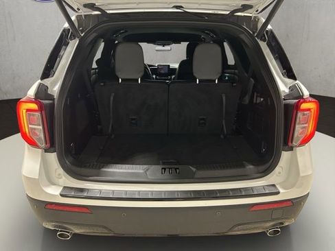 Certified 2022 Ford Explorer ST-Line AWD/4WD image 23
