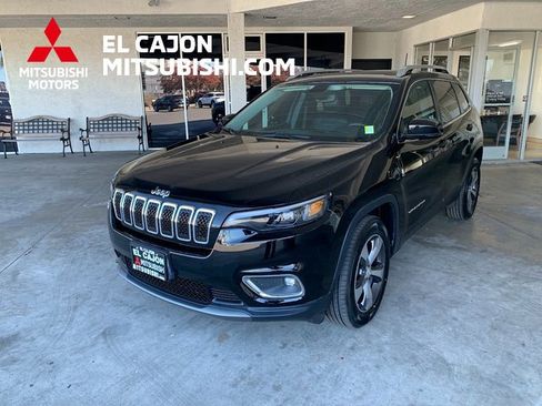 Used 2019 Jeep Cherokee Limited image 8