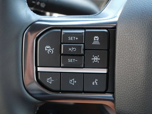 New 2026 Ford F350 Platinum w/ FX4 Off-Road Package AWD/4WD image 23