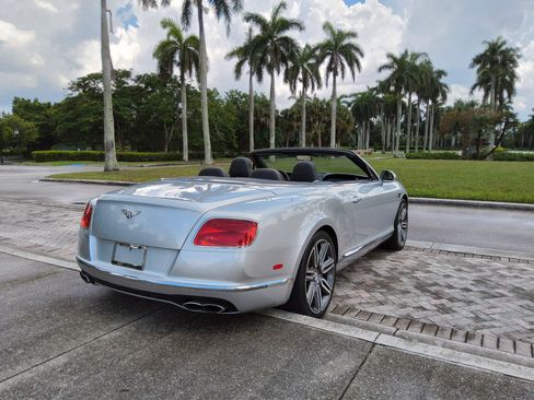 Used 2016 Bentley Continental GT AWD/4WD image 19