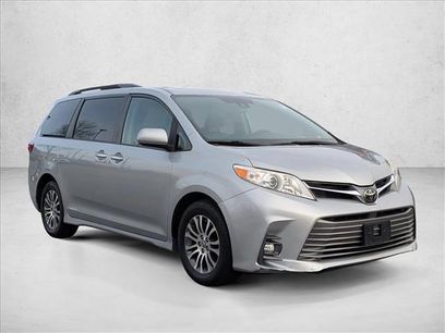 Used 2020 Toyota Sienna XLE Premium