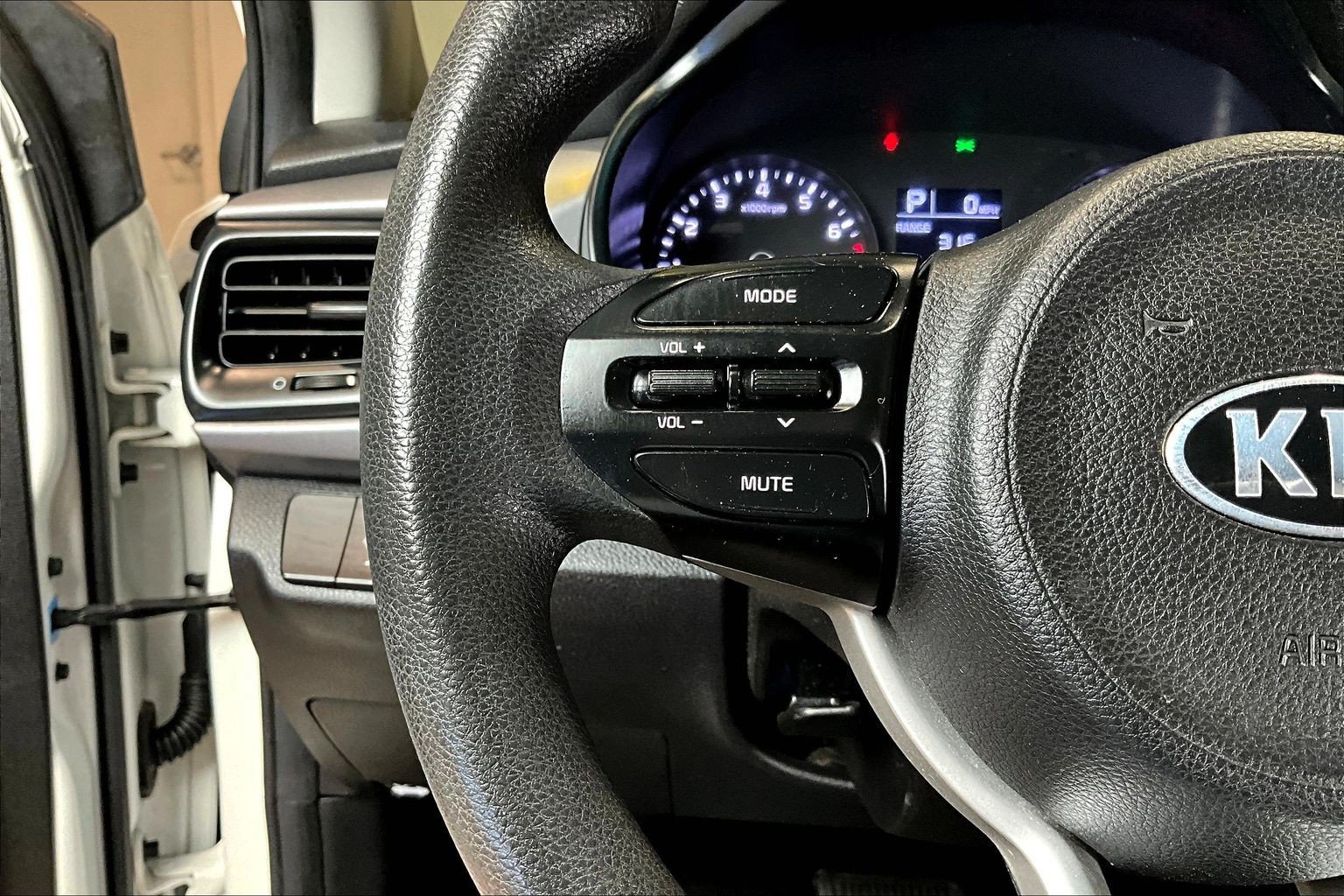 Used 2018 Kia Rio LX FWD image 12