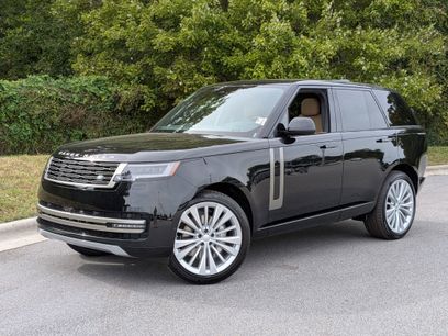 New 2025 Land Rover Range Rover SE