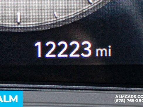 Used 2023 Hyundai Kona Limited image 45