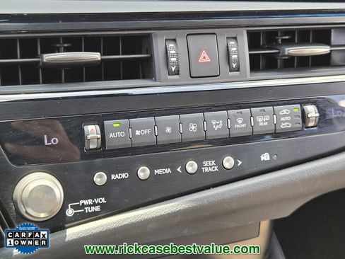 Used 2023 Lexus ES 350 w/ Accessory Package (Z2) FWD image 24