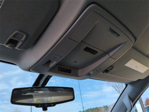 Used 2018 Chevrolet Silverado 1500 LT w/ All Star Edition image 20