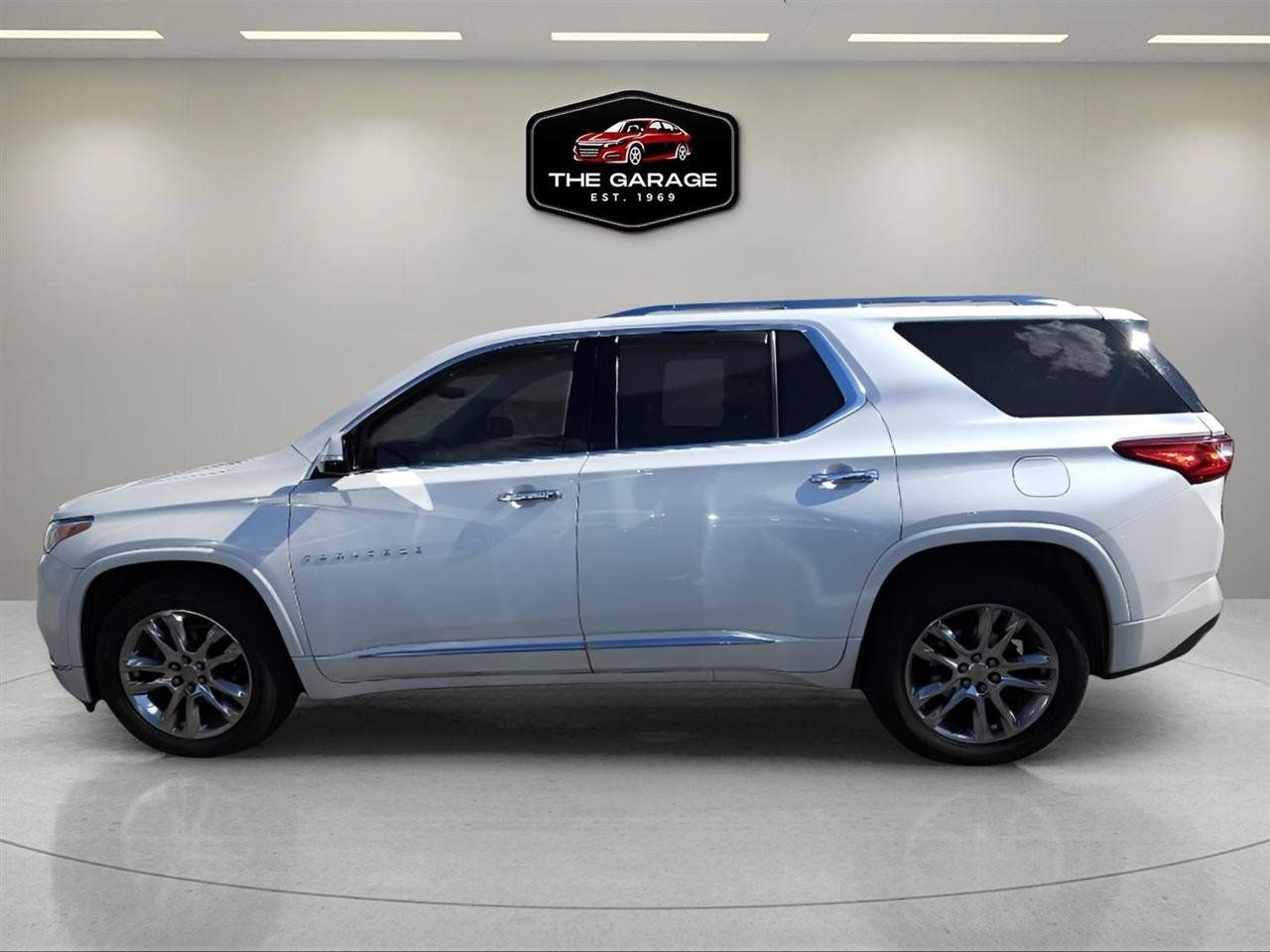 Used 2018 Chevrolet Traverse High Country AWD/4WD image 3