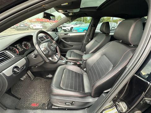Used 2013 Volkswagen Jetta GLI Autobahn FWD image 10
