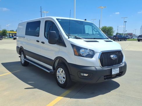 Used 2025 Ford Transit 250 Low Roof w/ Exterior Upgrade Package RWD image 16