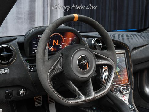 Used 2022 McLaren 765LT image 9