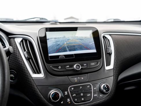 Used 2023 Chevrolet Malibu LT image 29