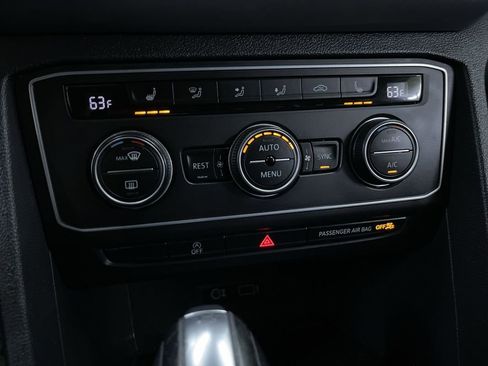 Used 2018 Volkswagen Atlas SE image 23