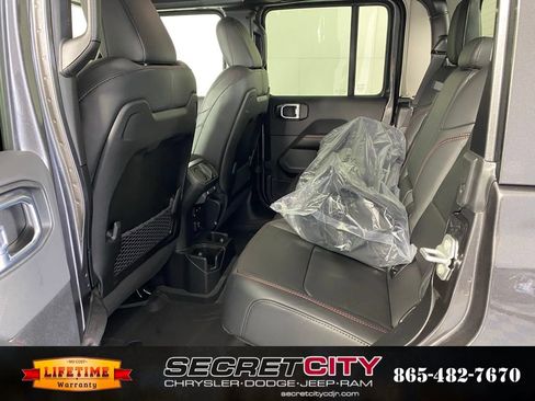 New 2026 Jeep Gladiator Rubicon AWD/4WD image 29