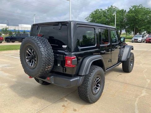 New 2026 Jeep Wrangler Unlimited Rubicon w/ Xtreme 35 Tire Package AWD/4WD image 6