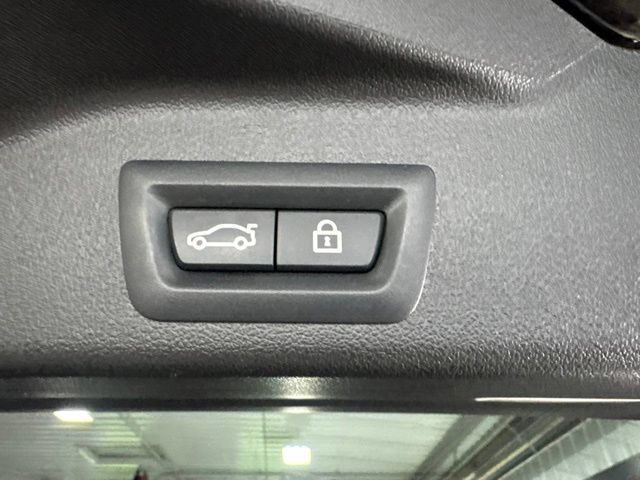 Used 2020 BMW X5 xDrive40i w/ Convenience Package AWD/4WD image 22