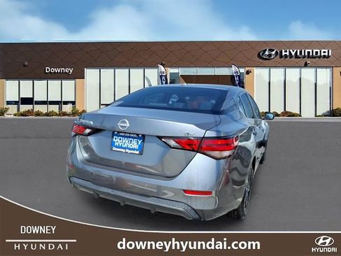 Used 2024 Nissan Sentra SV FWD image 4
