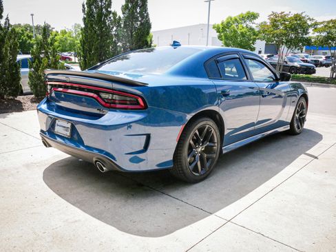 Used 2023 Dodge Charger R/T w/ Plus Group RWD image 10