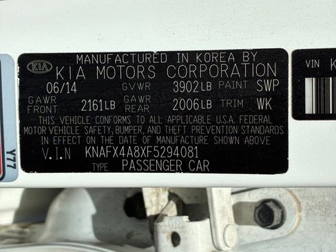 Used 2015 Kia Forte EX FWD image 30