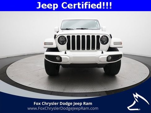 Used 2023 Jeep Wrangler Altitude image 11