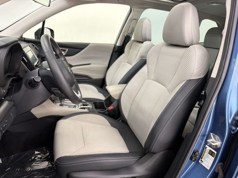 Used 2023 Subaru Forester Premium AWD/4WD image 5
