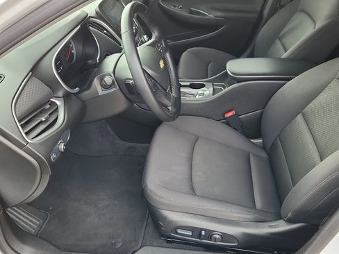 Used 2024 Chevrolet Malibu RS image 7