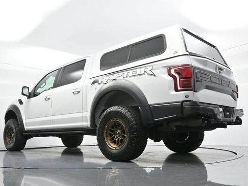 Used 2018 Ford F150 Raptor w/ Equipment Group 802A Luxury AWD/4WD image 56