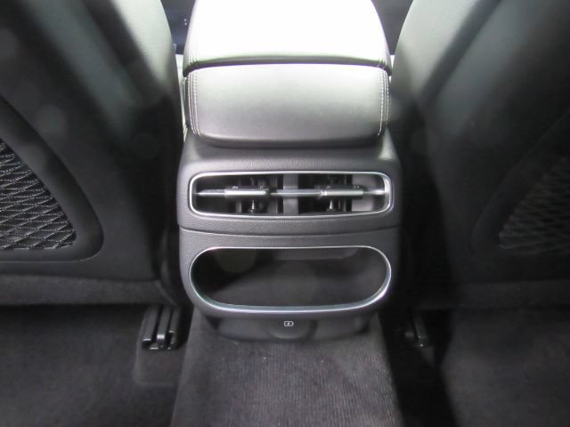Used 2022 Genesis GV70 2.5T AWD/4WD image 30