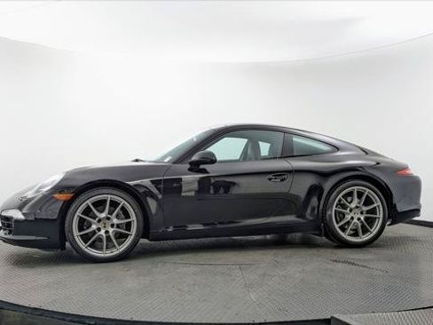 Used 2014 Porsche 911 Carrera RWD image 3
