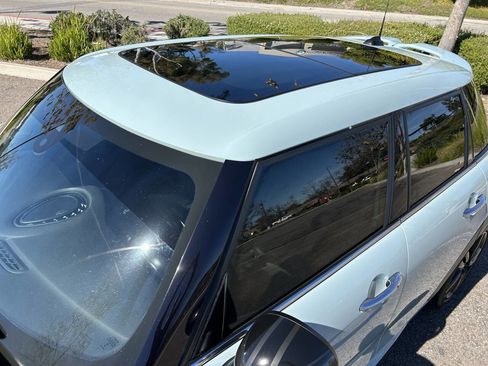 Used 2019 MINI Cooper S image 21