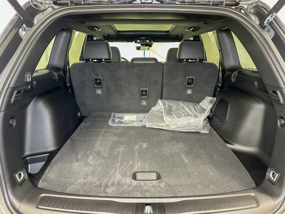 New 2027 Jeep Grand Cherokee Limited AWD/4WD image 13
