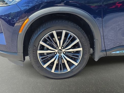 Used 2023 INFINITI QX60 Sensory w/ Vision Package FWD image 30