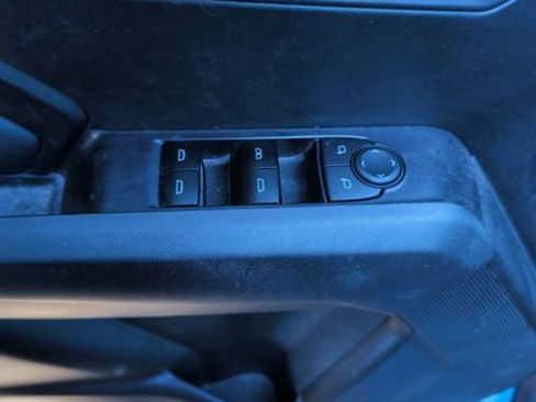 Used 2023 Chevrolet Colorado LT w/ LT Convenience Package II AWD/4WD image 13